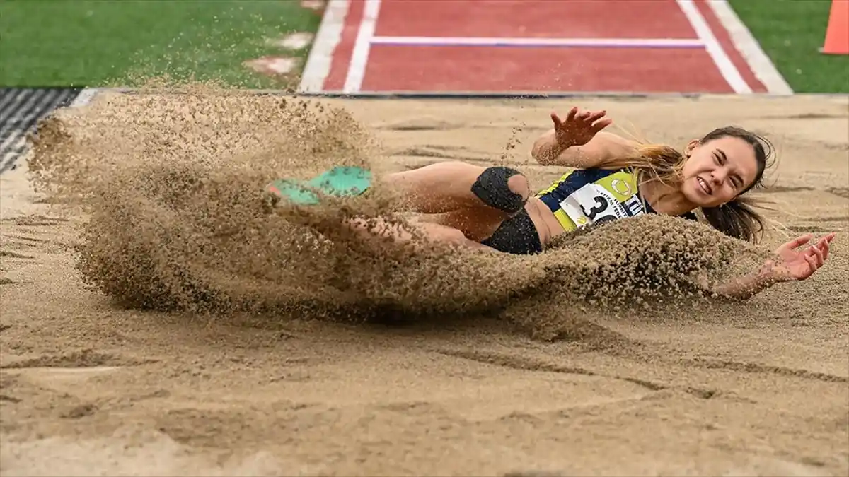 Atletizm kadın ve erkeklerde Fenerbahçe şampiyon oldu