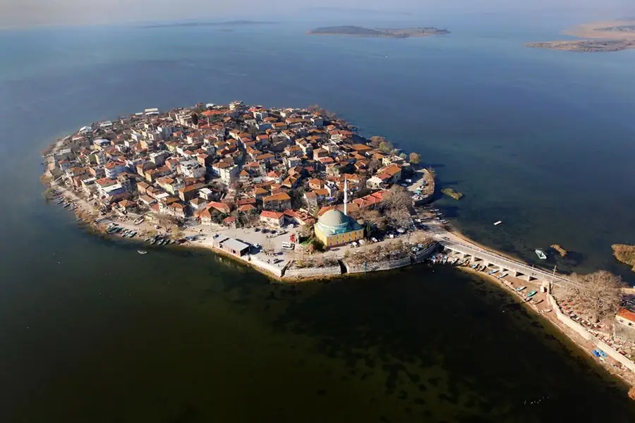 Bursa Gölyazı