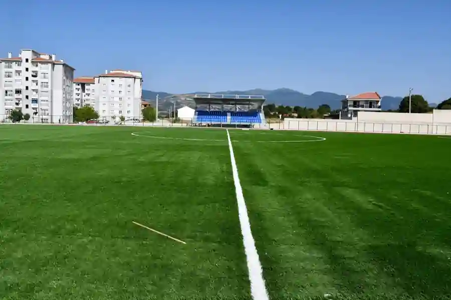 Emet’te şehir stadı ve spor sahalarında sona yaklaşıldı