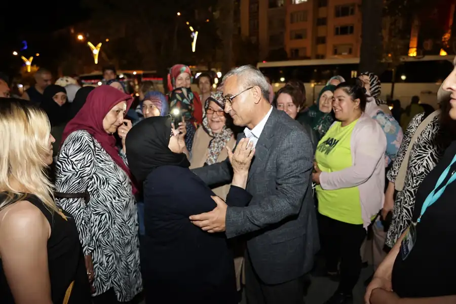 Evliya Çelebi’nin torunları geziyor