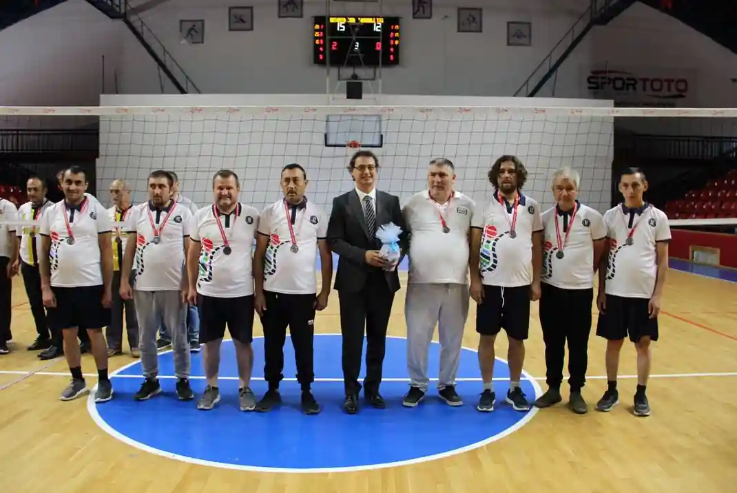 Kütahya’da TRSM üyelerinin voleybol keyfi