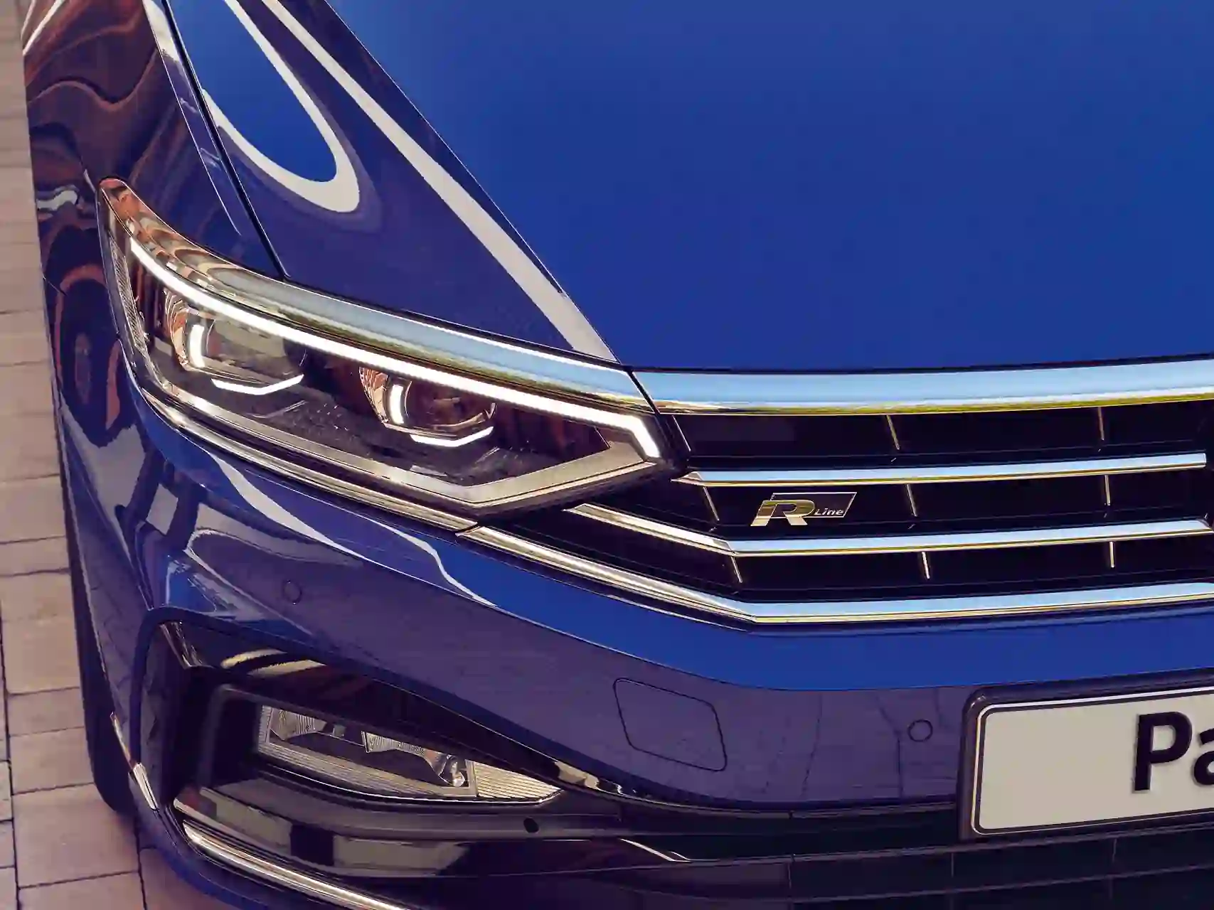 Yenilenen Volkswagen Passat modeli tanıtıldı