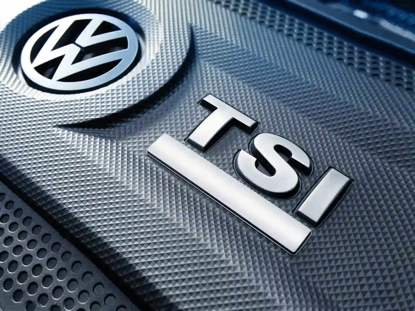 Yenilenen Volkswagen Passat modeli tanıtıldı