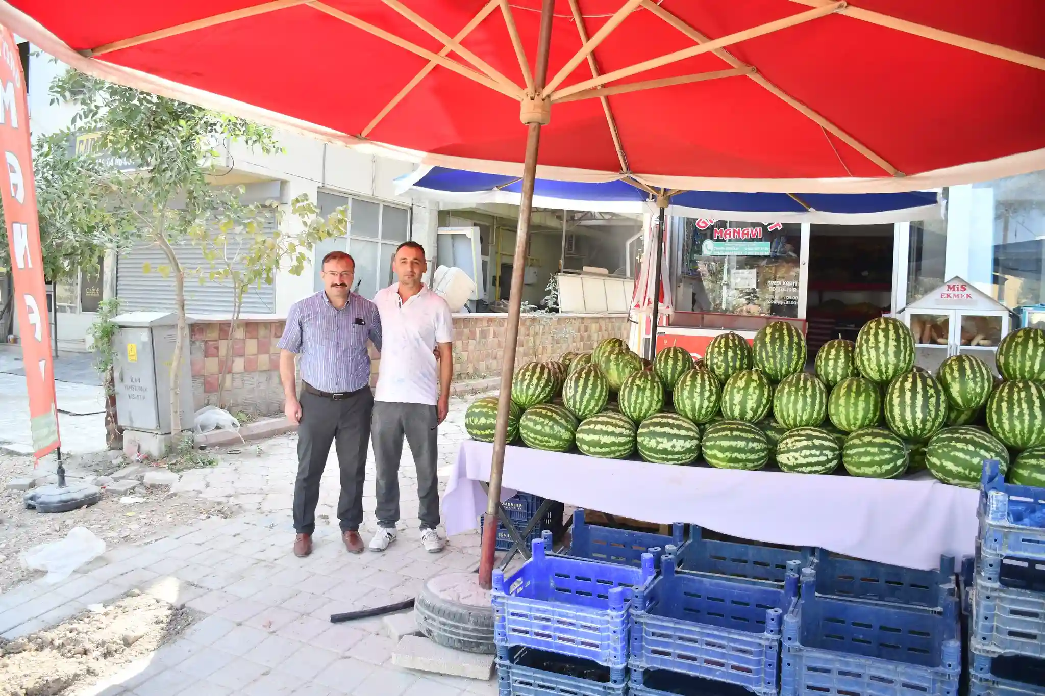 Esnaf ve vatandaşlar bir araya geldi