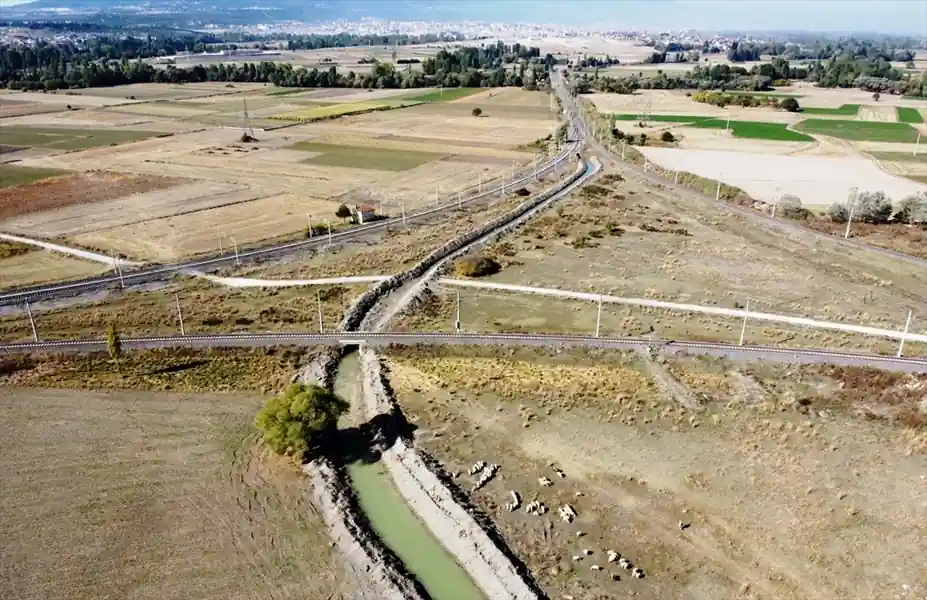 Kütahya’daki OSB’lerde su taşkınları için önlem alındı