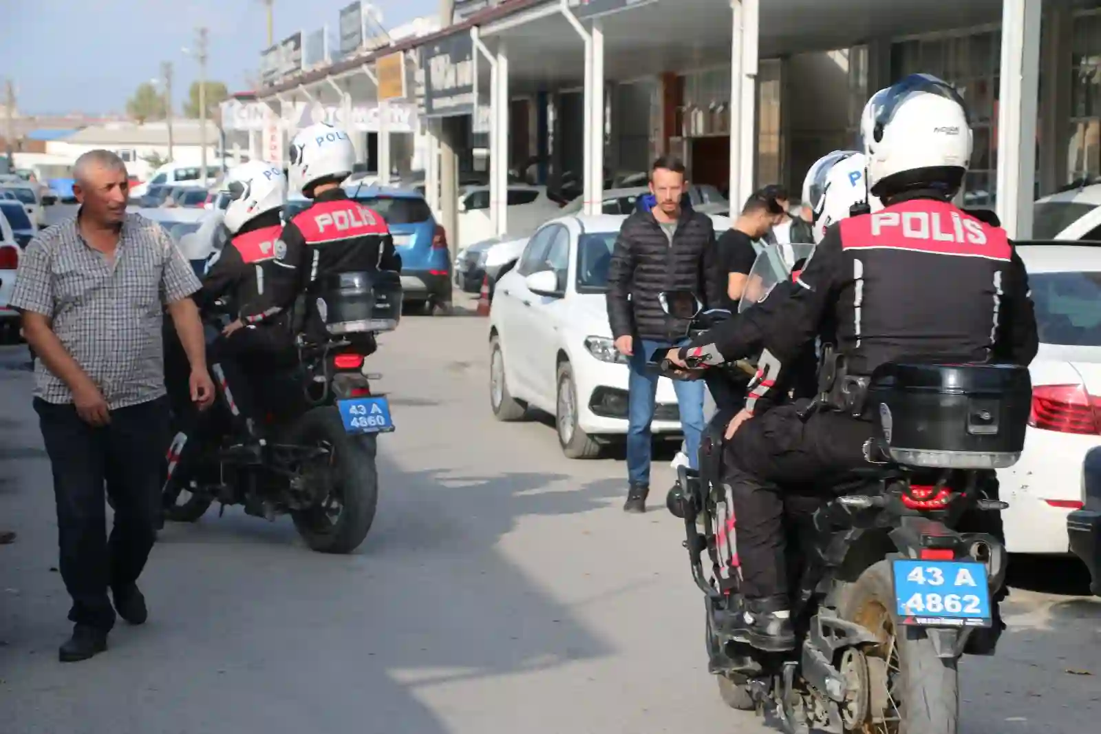 Kütahya’da oto galericiler denetlendi 