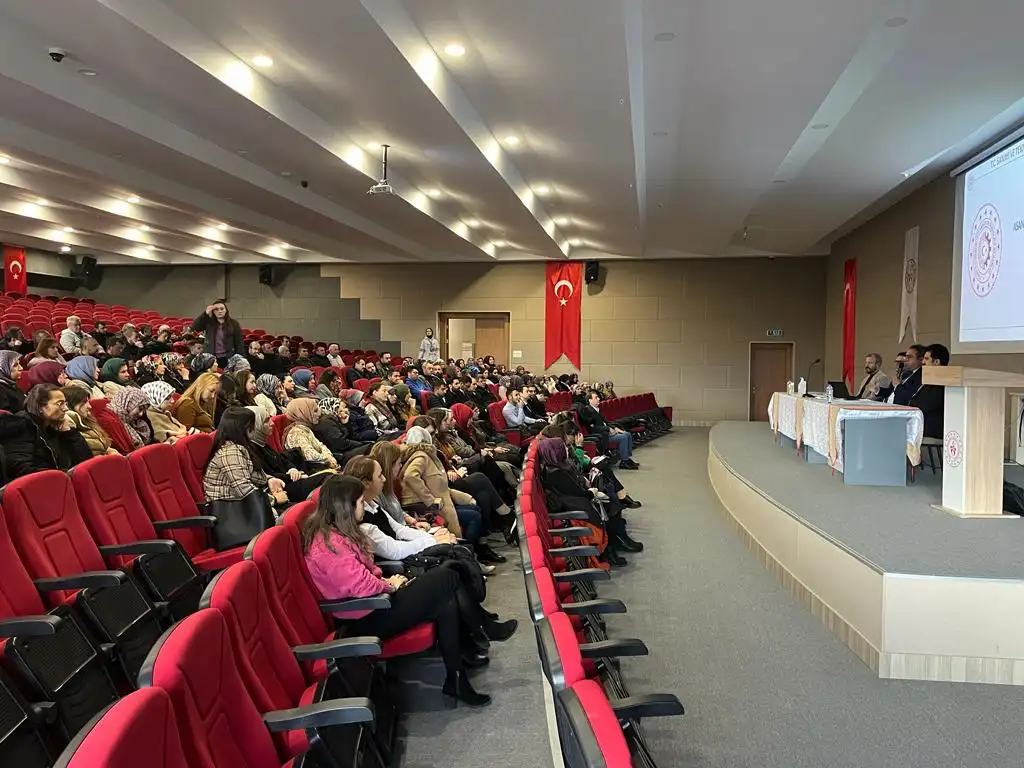 Kütahya’da yurt yetkilileri ile asansör bakımları konuşuldu 