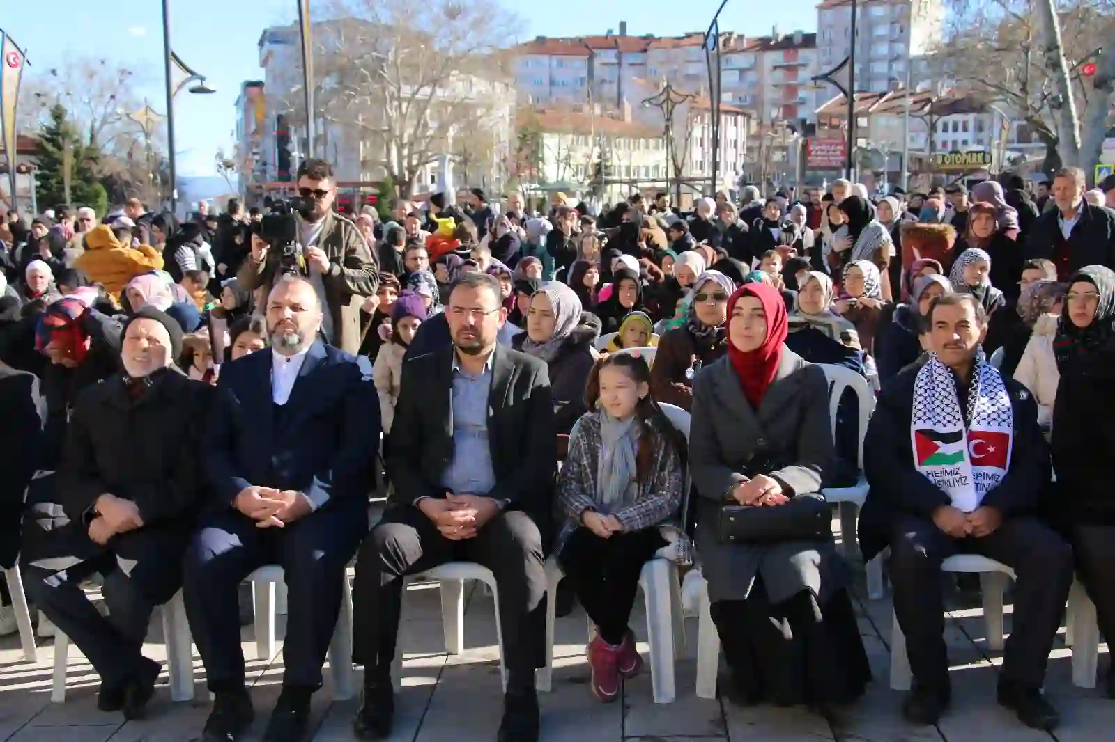 Kütahya’da akranları şehit çocuklar unutulmadı 