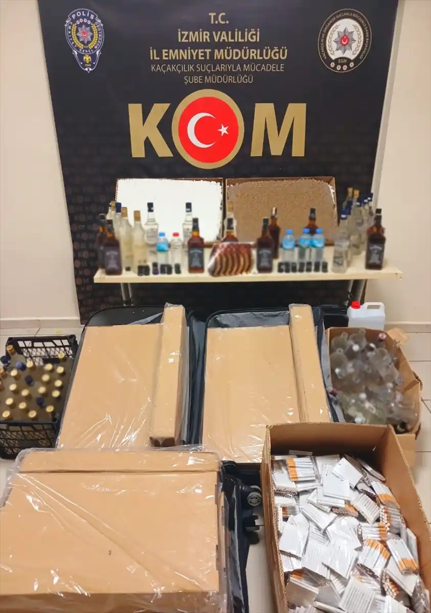 İzmir'de parçalara ayrılarak satışa çıkarılmış kaçak tır ele geçirildi