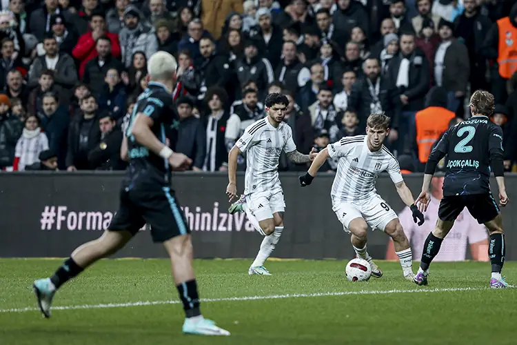 Beşiktaş golsüz berabere kaldı