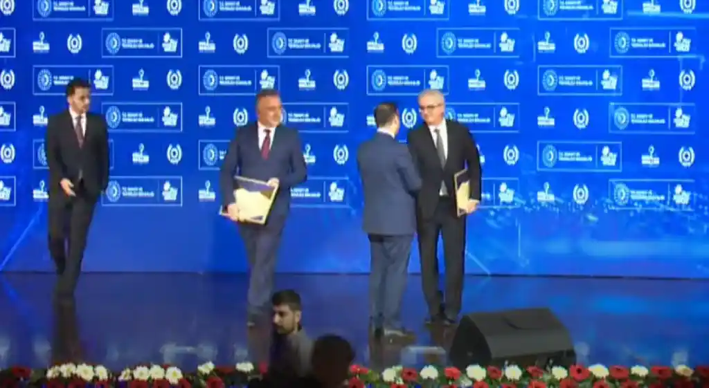 Bakan Kacır’dan Kütahyalı öğretim üyesine teşekkür belgesi 