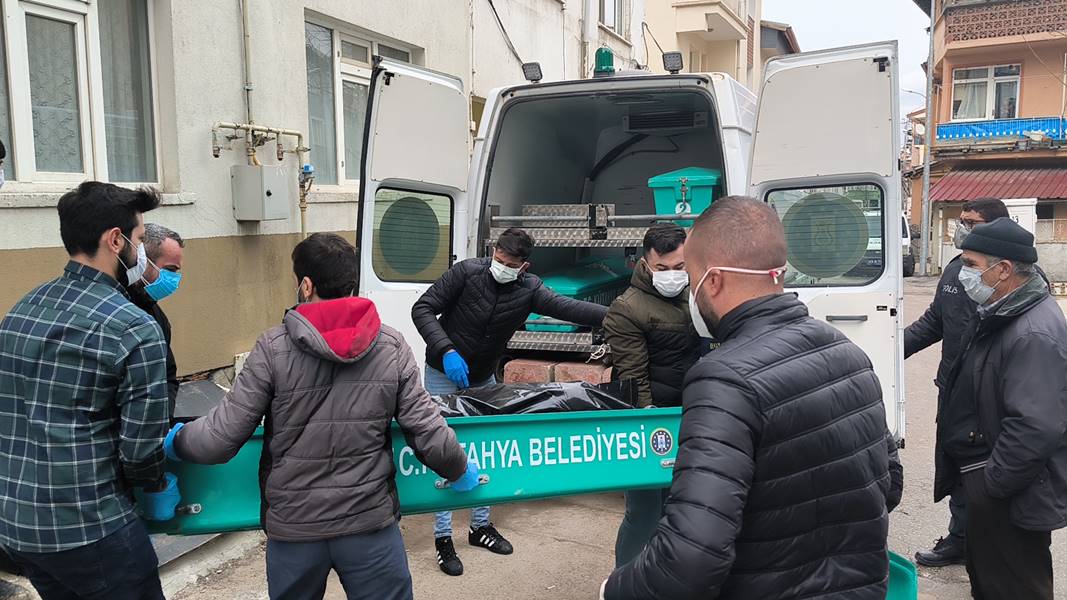 Kütahya'da bir kişi apartman dairesinde ölü bulundu