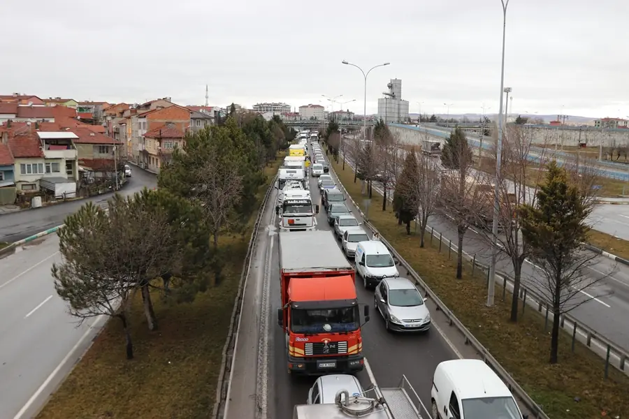 Kütahya-Afyonkarahisar çevre yolunda trafik kazası (3)