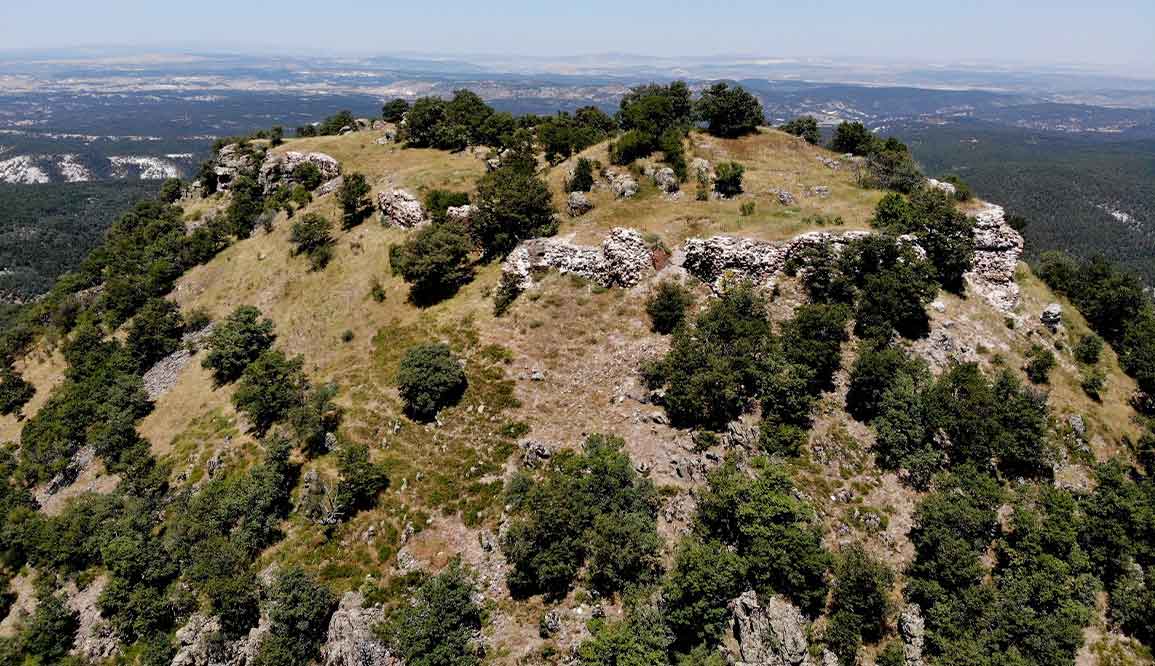 Kütahya'nın 1200 yıllık Kayzer Kalesi keşfedilmeyi bekliyor