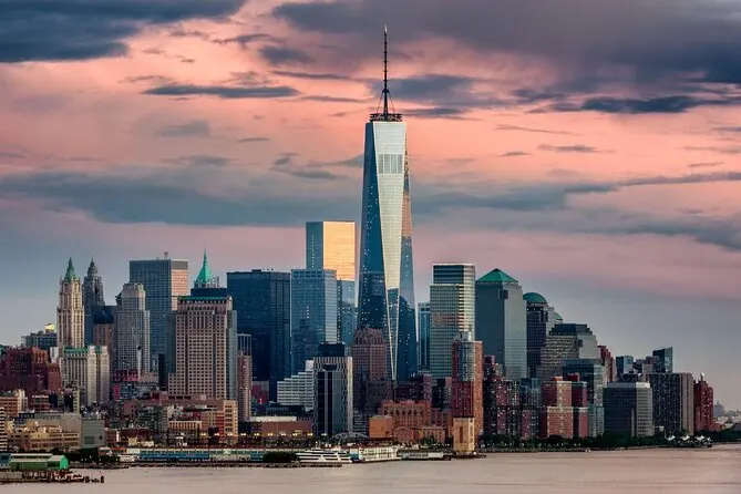 One World Trade Center (Özgürlük Kulesi)