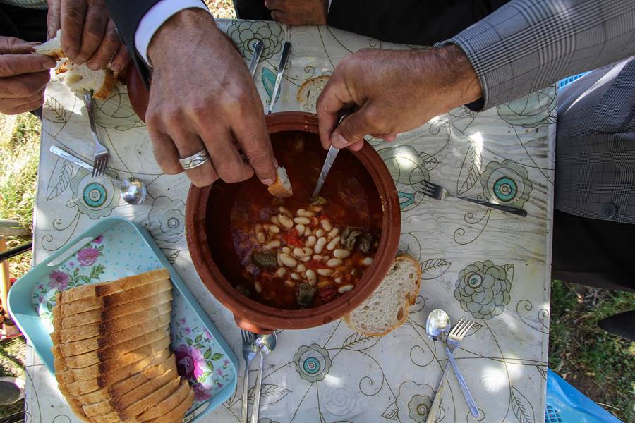 Kütahya'da üç asırlık tohumla fasulye üretiyorlar