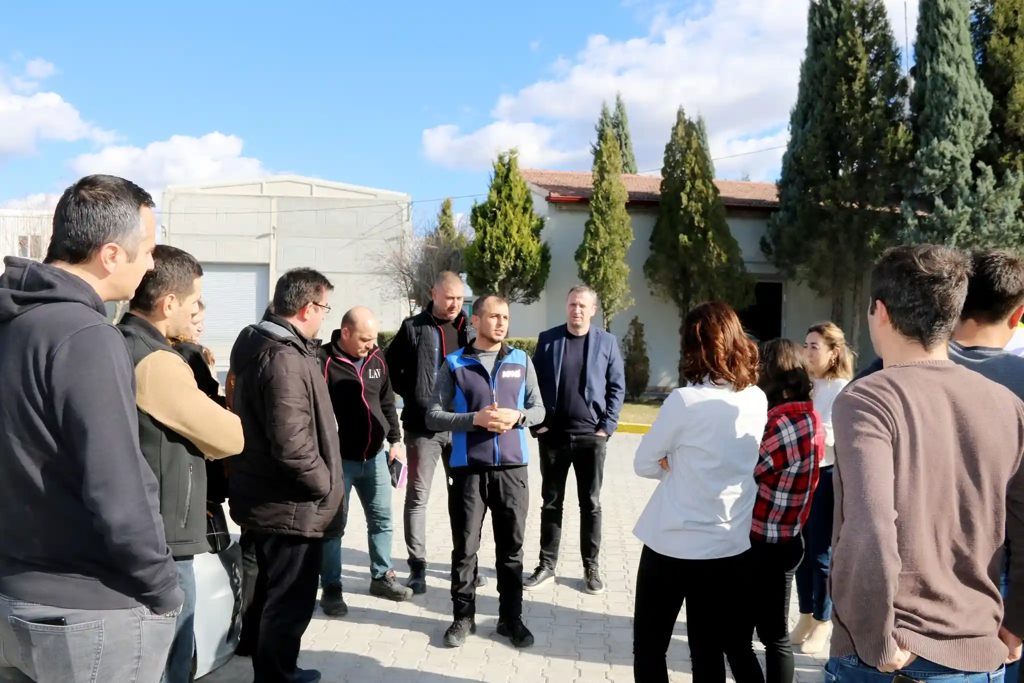 Kütahya OSB’de yatırımcı ve öğrencilere afet eğitimi