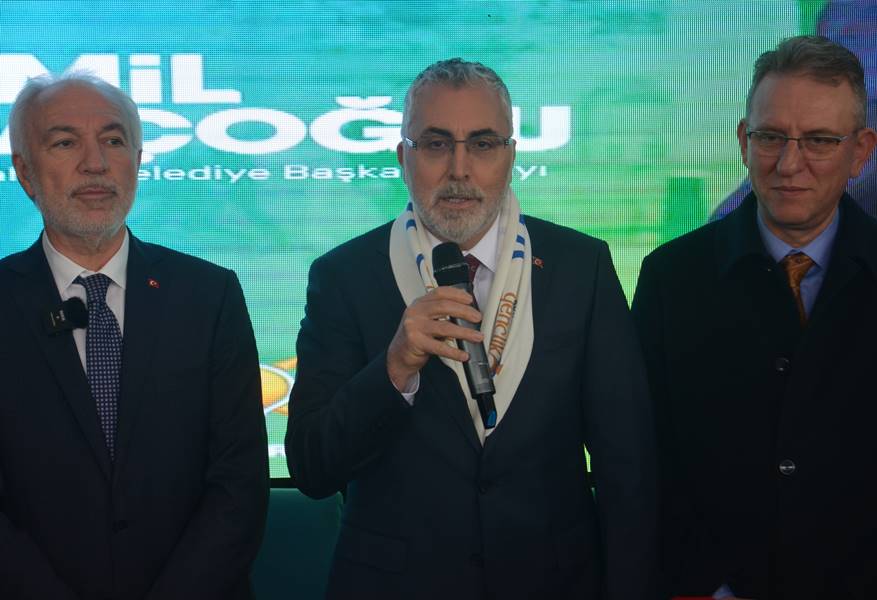 Bakan Işıkhan, Kütahya'da bir takım ziyaretlerde bulundu