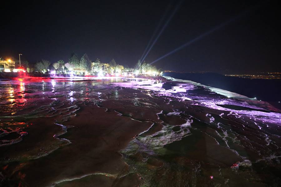 Denizli Hierapolis ören yerinde gece müzeciliğinin tanıtımı yapıldı