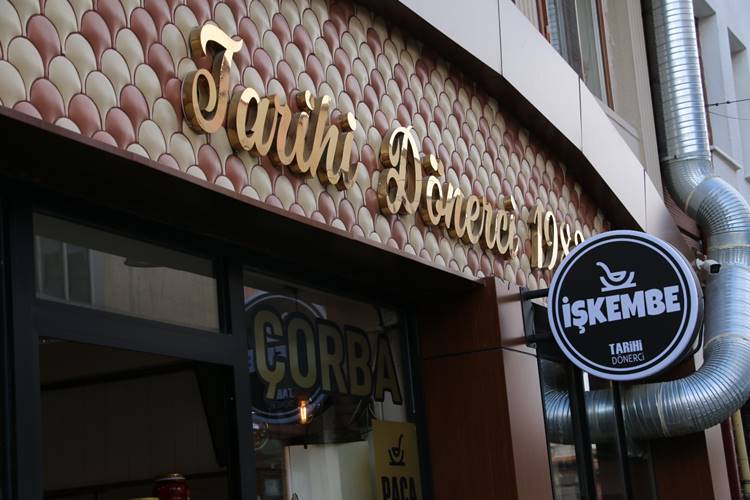 Kütahyada Tarihi Dönercide Ramazan lezzetleri hazır