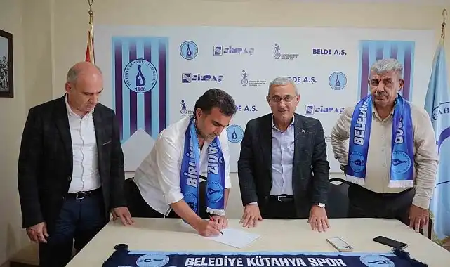 Belediye Kütahyaspor’da Teknik Direktör Tokuş istifa mı etti?