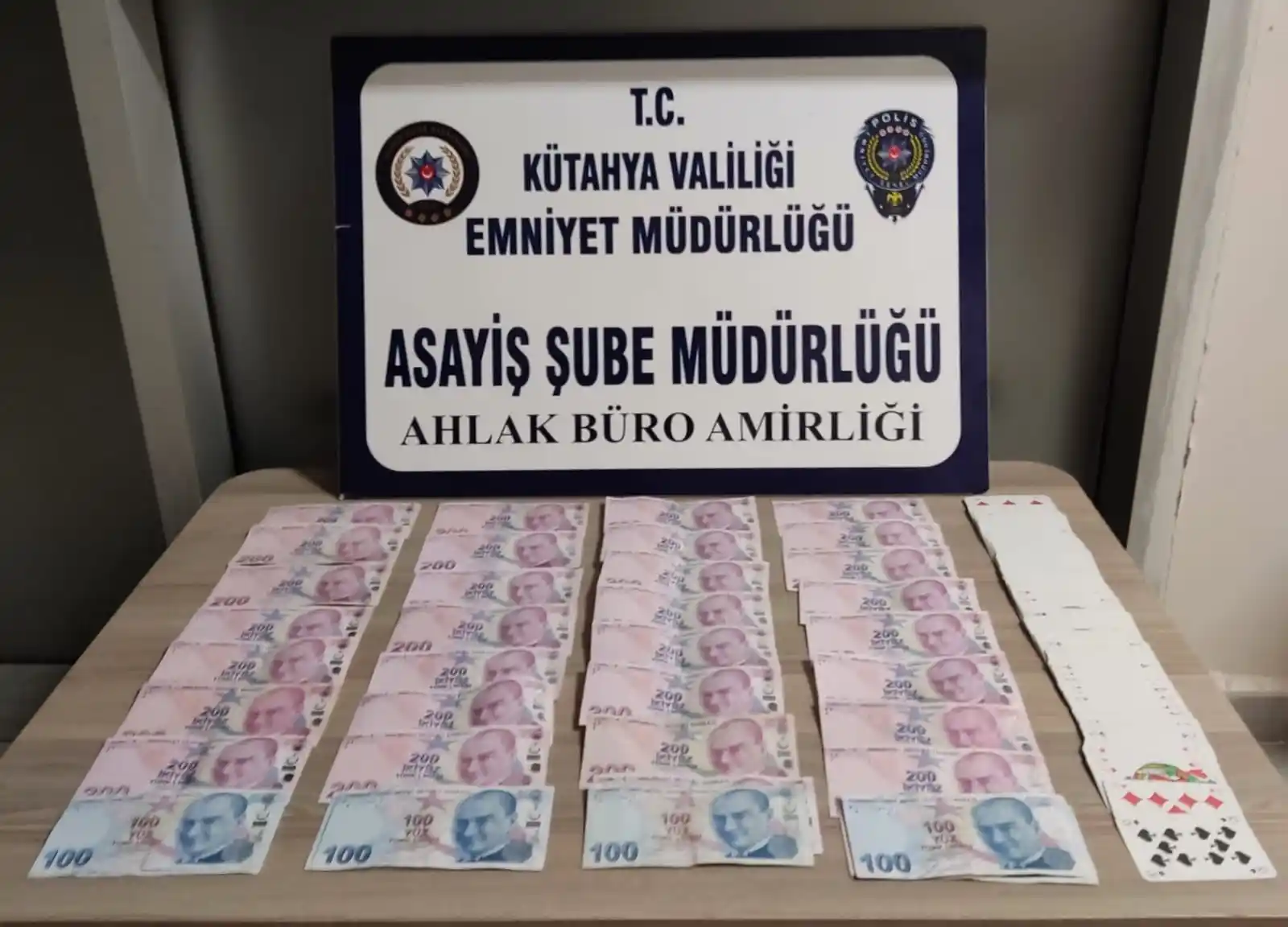 Kütahya’da kumar oynanan kıraathaneler mühürleniyor