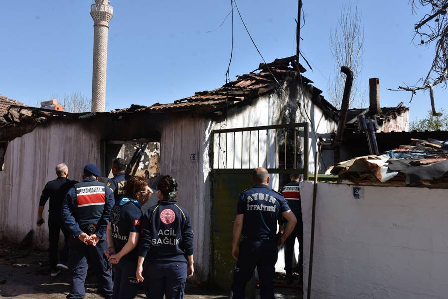 Aydın'da ev yangınında yatalak hasta kadın hayatını kaybetti