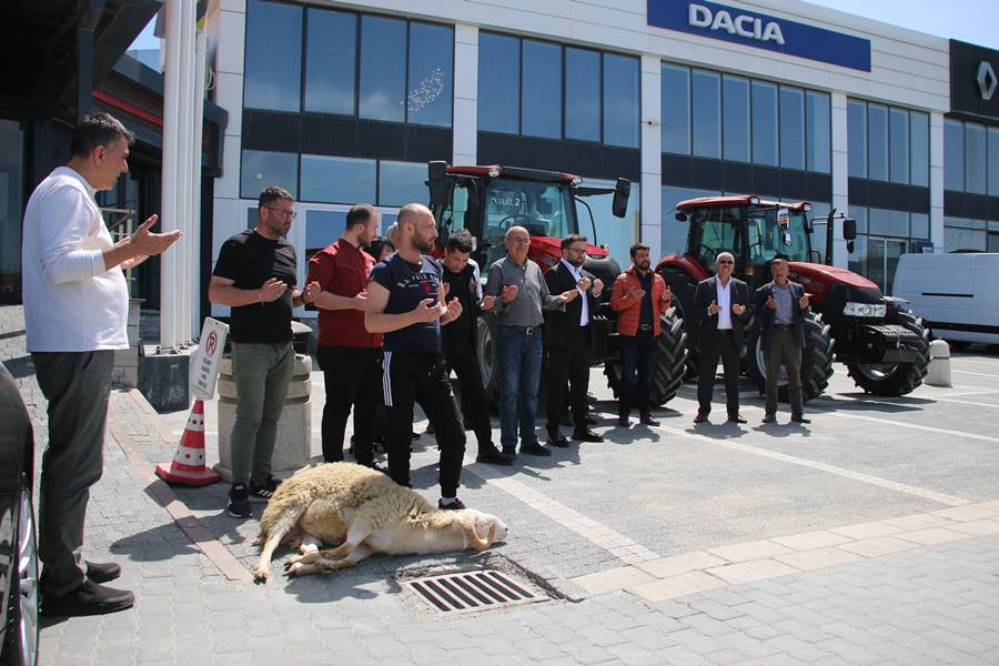 Baştaş Grup, Case IH kalitesini Kütahya’ya getirdi