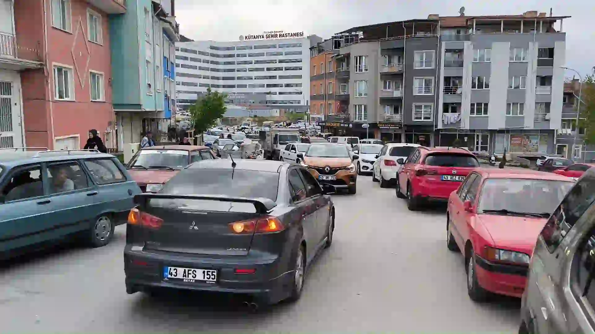 Kütahya Şehir Hastanesi’ne giderken bu kavşağa dikkat!