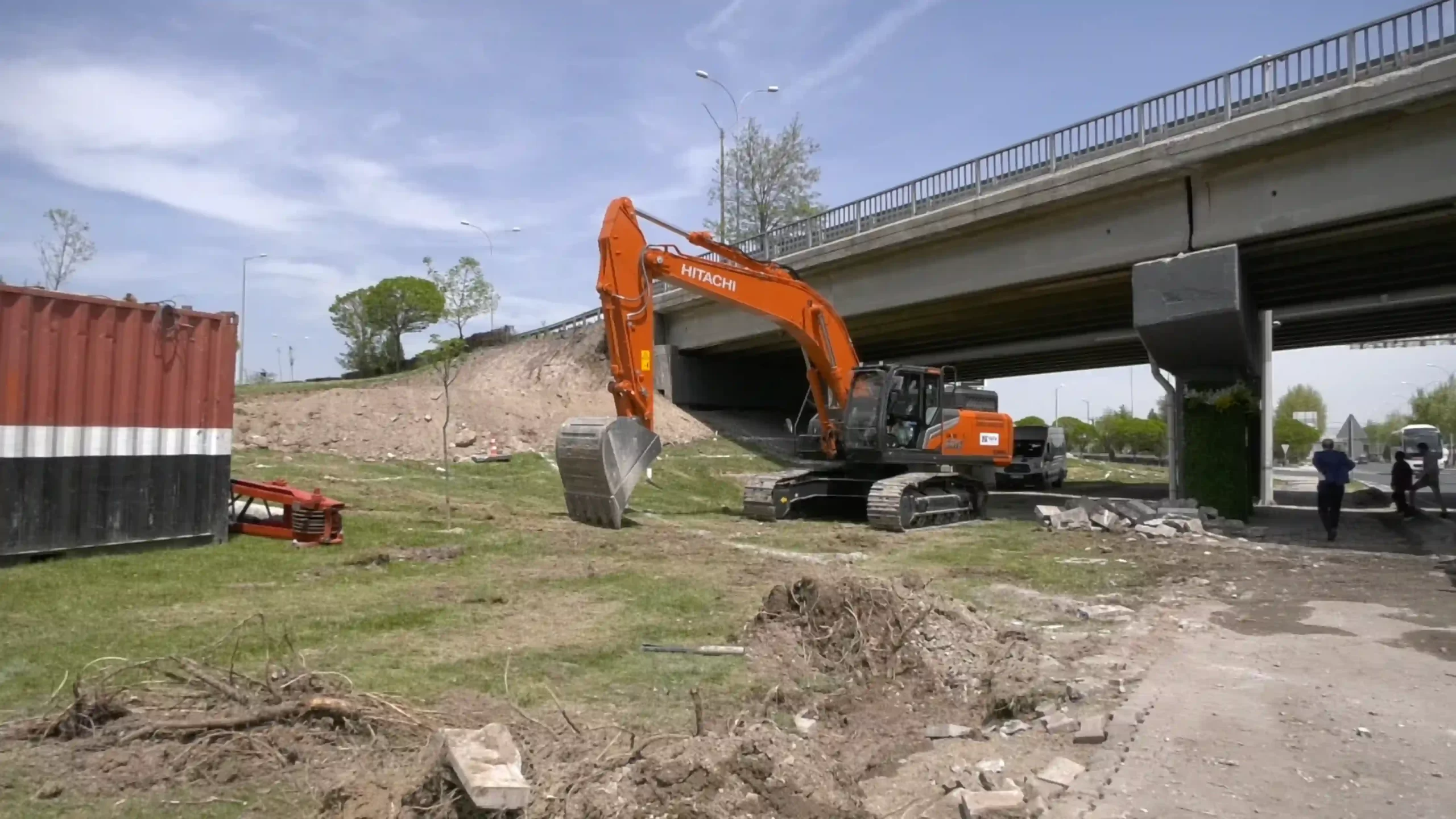 Kütahya’daki köprülü kavşakta genişletme çalışmaları başladı