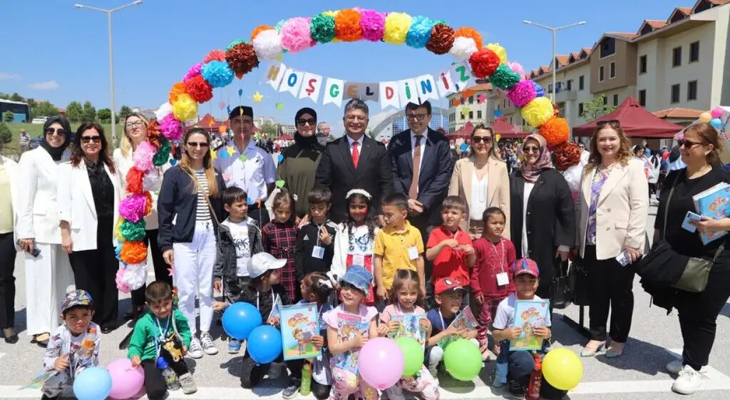 Kütahya Dumlupınar Üniversitesi’nde 1. Çocuk Şenliği düzenlendi