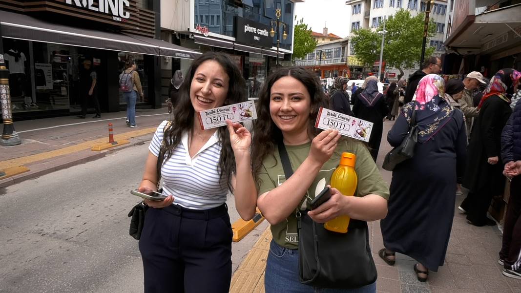 Kütahya da Tarihi Dönerci den indirim kampanyası