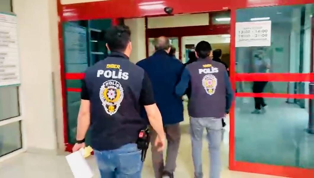 Kütahya’da dolandırıcılara şafak operasyonu