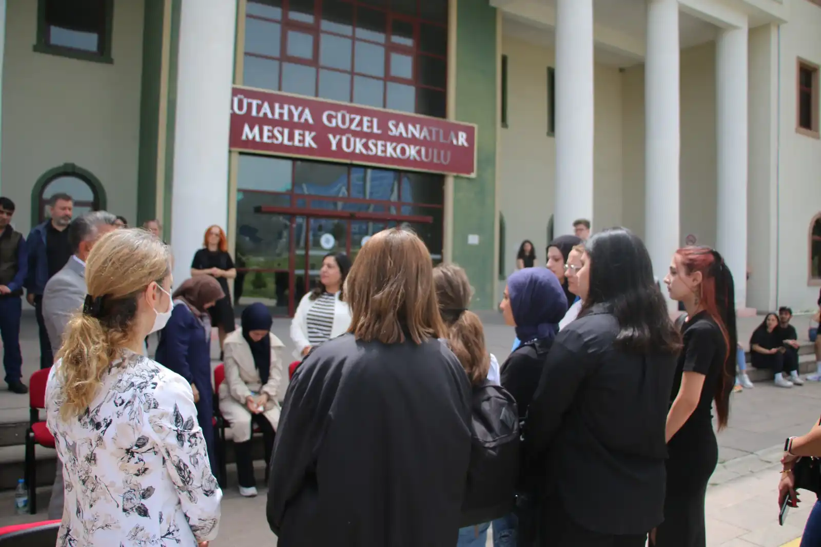 Kütahya’da üniversite öğrencileri merhum arkadaşlarını unutmadı