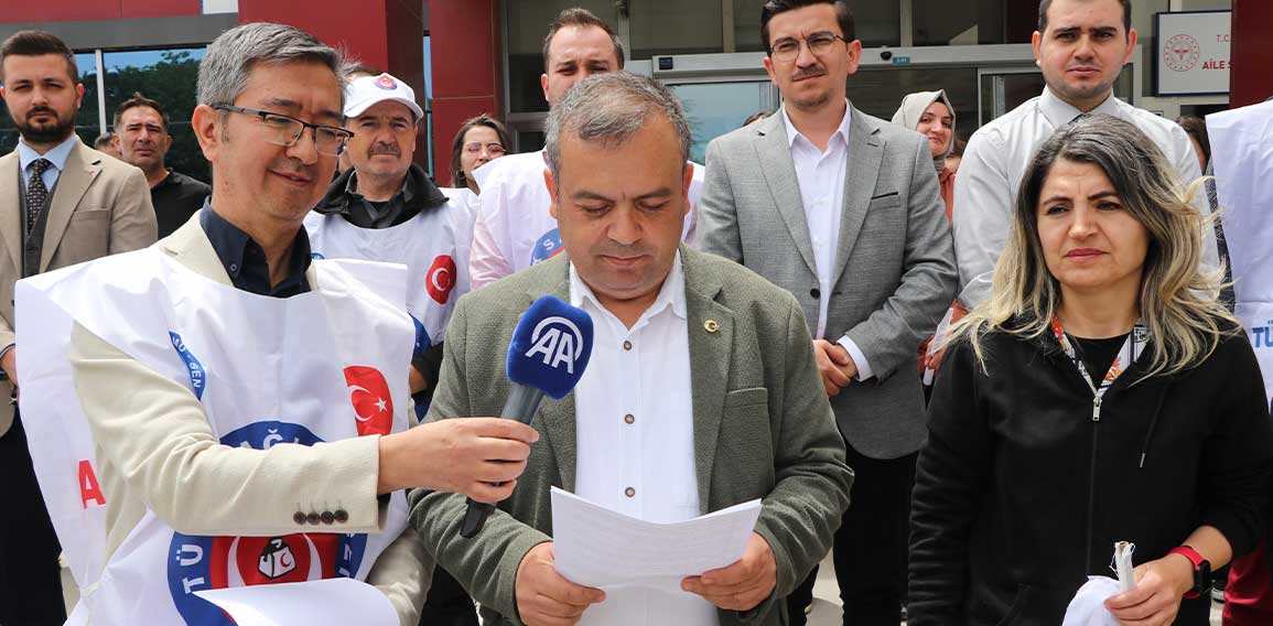 Kütahya'da hasta yakınının hemşireyi darbettiği iddiası