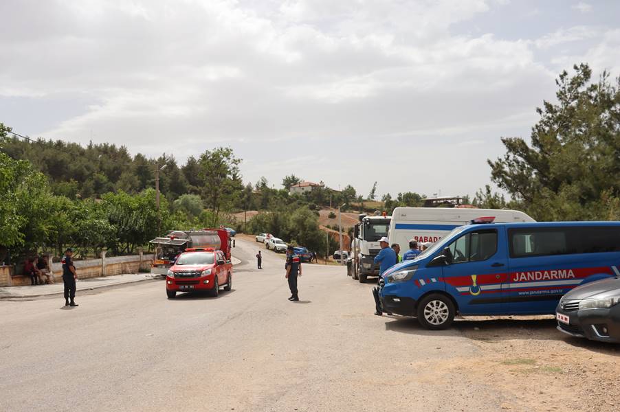 Denizli de 7 ilçede çıkan orman yangınlarından 5 i daha kontrol altına alındı