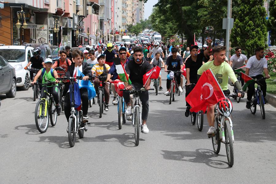 Kütahya’da zulme dikkat için pedal çevirdiler