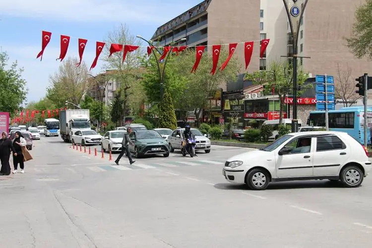 Kütahya’da araç sayısındaki artış durmuyor