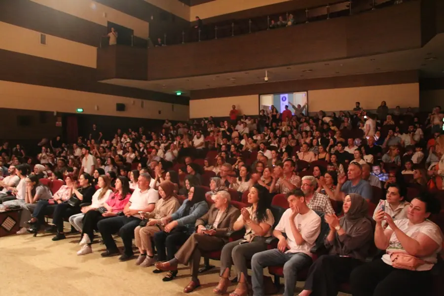 Kütahya’da Ayna grubu kulakların pasını sildi