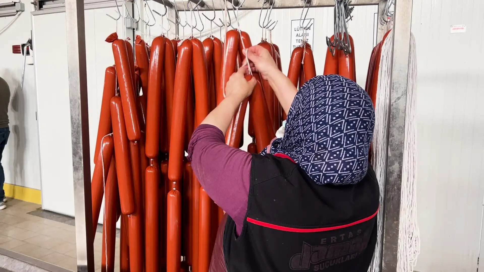 Sucuk doldururken dikkat, Kütahya’da uzmanı uyardı