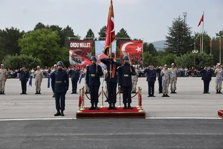 Kütahya'da bedelli askerler yemin etti