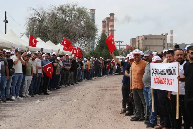 Kütahya'da termik santralde iş bırakma eylemi