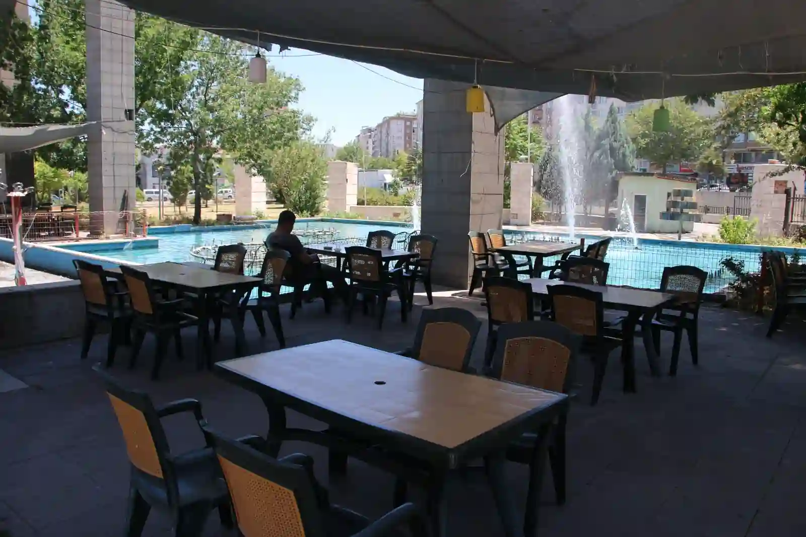 Kütahya Kentpark Kafe, yeniden canlanıyor
