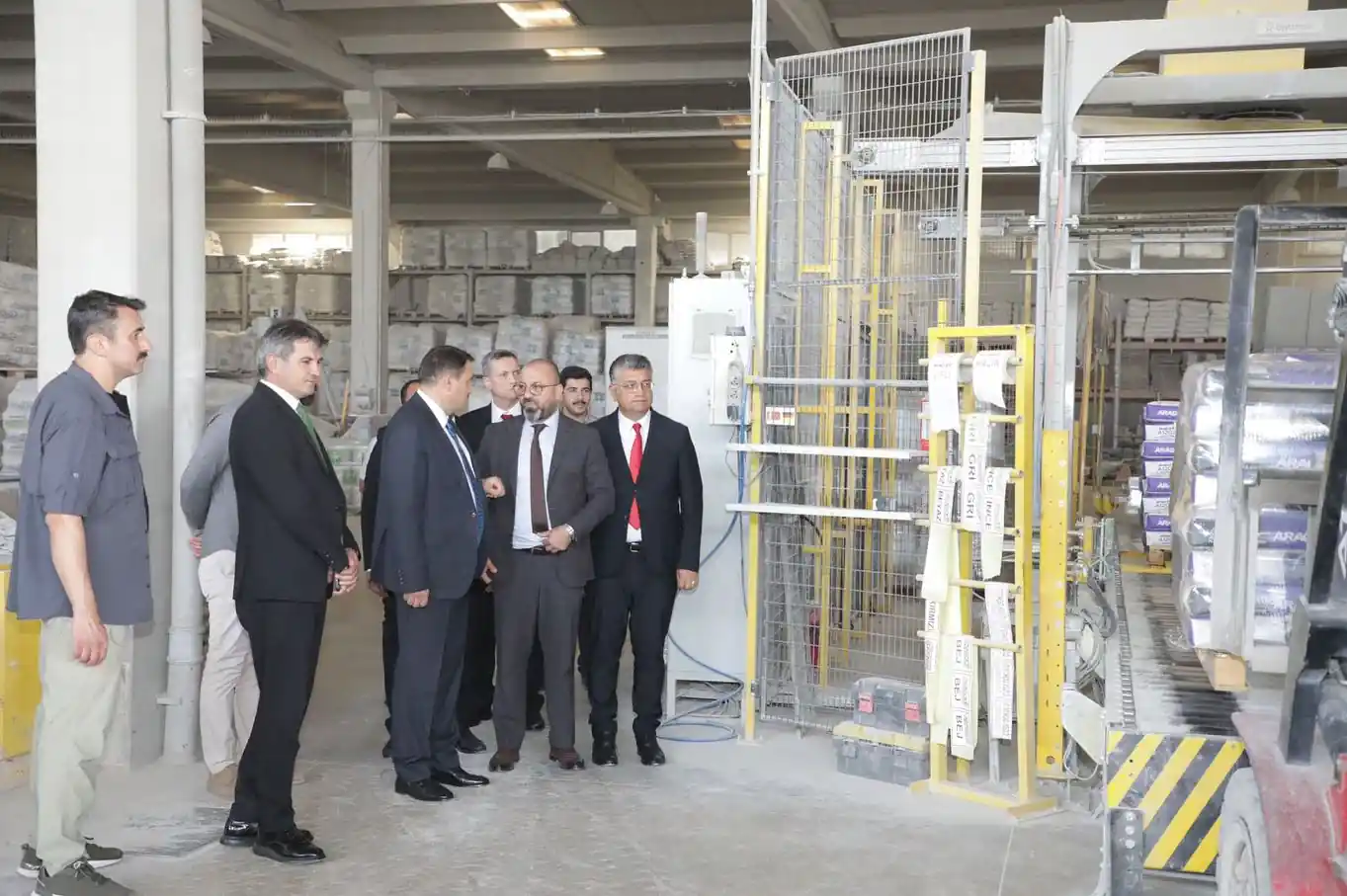 Kütahya Valisi Işın’dan firmalara ziyaret
