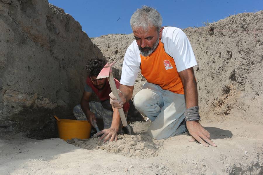 Kütahya'da 4 bin yıllık mühür ortaya çıkarıldı