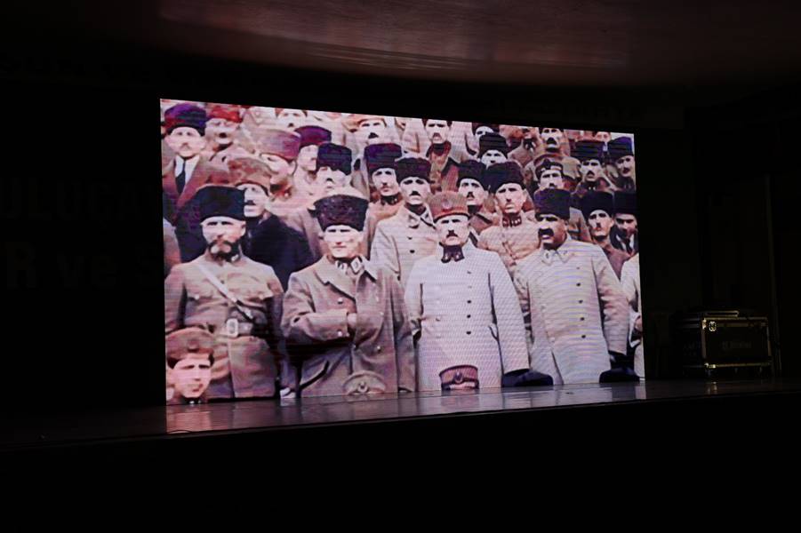 Kütahya’da Zaferin Yolu, Ruhundaki Ateş belgeseli yoğun ilgi gördü