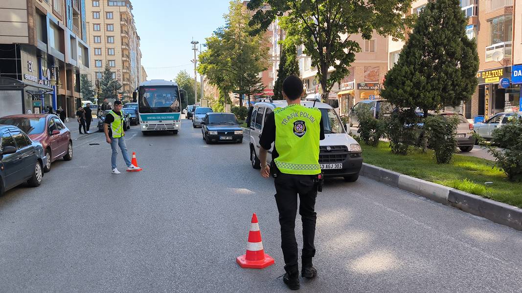 Kütahya’da uygunsuz cam filmi denetimi 