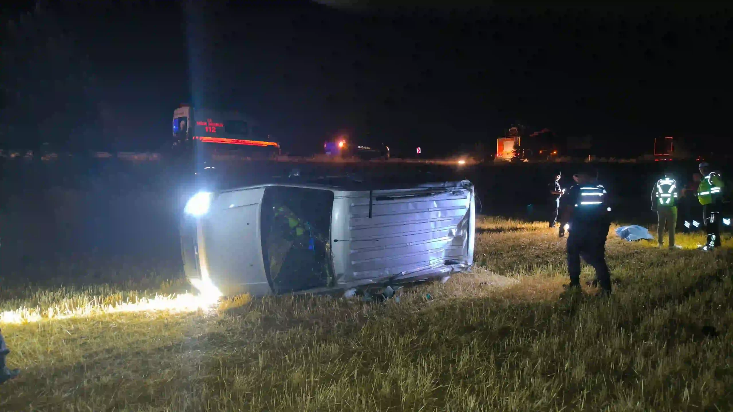 Kütahya’da kamyonet devrildi: 1 ölü,1 yaralı 