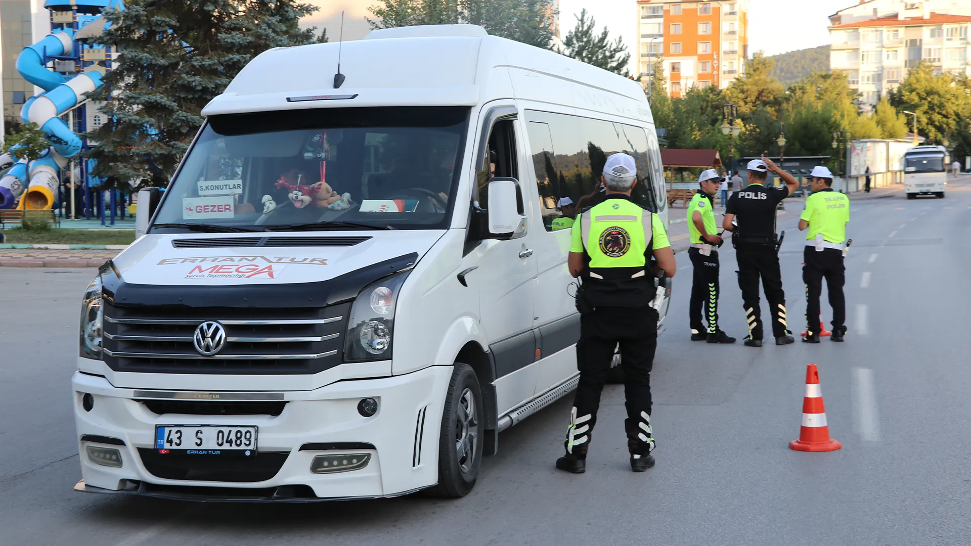 Kütahya'da uyuşturucu etkisinde araç kullananlar yakalanıyor