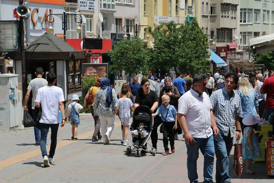 Kütahya en mutlu iller arasında yer aldı
